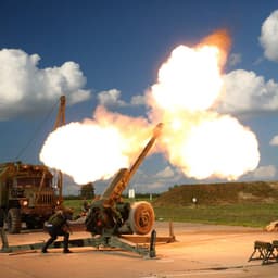 «Китолов» поймает добычу: советские гаубицы Д-30 на буксире оказались востребованными на фронте