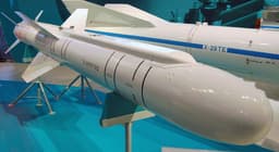 Убойный дуэт: 2,2-маховые ракеты Х-38МЛ для подвески Су-34НВО и Су-35С наведут шороху на фронте