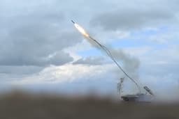 Остались лишь головешки: уникальные кадры уничтожения опорника противника из УР-77 «Змей Горыныч»