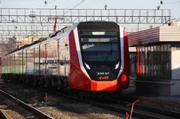 Начались испытания новой модели электропоезда «Финист»