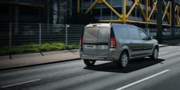 Lada Largus стал вторым по продажам легким коммерческим автомобилем в России