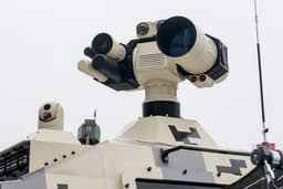 Лазерное и электромагнитное оружие предложили использовать для борьбы с дронами: способ найден