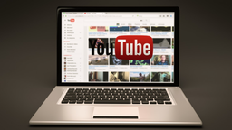 В Google открестились от причастности к замедлению YouTube в России