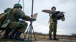 Воины будущего: более двух тысяч операторов ударных дронов подготовили в ЦВО
