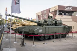 Главное преимущество — необитаемая башня: Bulgarian Military сравнило Т-14 «Армата» и M1A2 Abrams