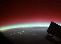 Космонавт Вагнер показал кадры первого в 2025 году полярного сияния