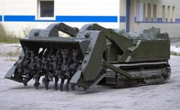 Бойцы подразделений ЦВО получили новейшие комплексы разминирования «Уран-6»