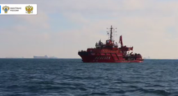 Минтранс и Росприроднадзор думают, как поднять со дна Керченского пролива затонувшие танкеры