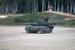 Войска ЦВО получили более трех тысяч образцов вооружений и военной техники в 2024 году