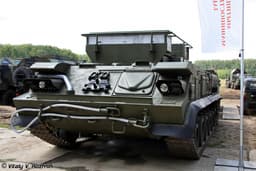 Работает безотказно: военные назвали преимущества легендарной «мотолыги» МТ-ЛБ