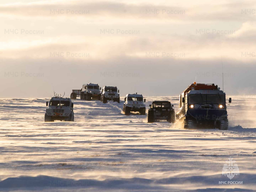 Терминалы спутниковой связи «Гонец» помогают сотрудникам МЧС не потеряться в Арктике 