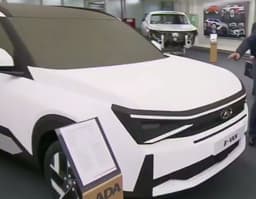 Семь мест, три ряда: стало известно, какой будет Lada B-Van