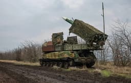 Defence blog mostró una foto del sistema de misiles antiaéreos ruso "Buk" con protección adicional contra drones