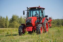 Трактор BELARUS 1222.3 оснастят четырехсекционным гидравлическим распределителем