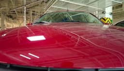 Lada Granta, но в цвете Iskra: АвтоВАЗ выпустил первую партию машин в красной эмали