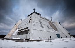 Защитник Москвы от межконтинентальных ракет: уникальную систему ПРО А-135 приняли на вооружение ровно 30 лет назад