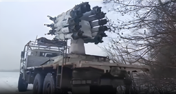 Российские умельцы установили корабельный бомбомёт РБУ-6000 на шасси от «Урала»