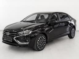 Колесо трётся о лонжерон, кожа в складках и сбой ближнего света: новая Lada Aura столкнулась с проблемами при пробеге 2000 км