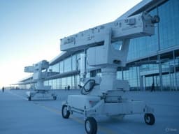 Передовую систему защиты аэропортов от дронов-камикадзе создали в России