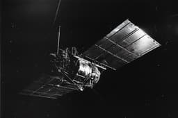 «Тёмная комета» 2005 VL₁: астероид или утерянная советская космическая станция «Венера-2»?