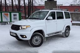 Появились первые кадры нового УАЗ «Патриот» с турбодизелем и тросовой 6-ступенчатой КПП