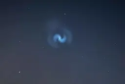 Странные светящиеся спирали появились в небе над Ростовом, Кубанью и Калининградом 