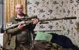 Легендарная «Мосинка» получила уникальный тюнинг: фантазия российских умельцев не перестает удивлять