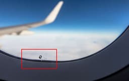 Раскрыт один из самых загадочных авиационных секретов: для чего в иллюминаторах крошечные отверстия?