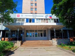 Главные двигатели погрузили на строящийся танкер проекта 23130 «Инженер-адмирал Котов»