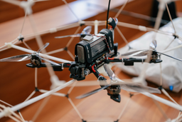 Учёные НГТУ придумали защиту для дронов — теперь беспилотник выживет после падения