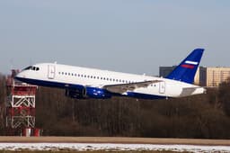Один из первых российских лайнеров Sukhoi SuperJet 100 выставлен на продажу за миллиард рублей