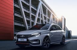 Где же покупатели?: Цены на Lada Vesta Sportline Black продолжают падать