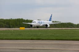 Самолет МС-21 с новыми российскими системами перелетел из Иркутска в Подмосковье