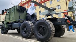 «Калашников» на параде Победы в Ижевске показал новейший комплекс разведки «Гранат-4Э»