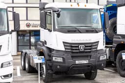 Тяжелый тягач с 560-сильным мотором: КамАЗ показал новинку линейки К5 в Казани