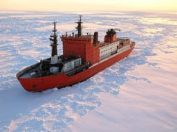 Импортозамещение идет полным ходом: доля российских комплектующих в ледоколах превышает 60%