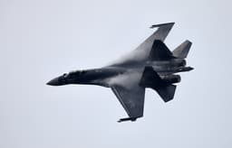 Истребитель Су-35С защитил танкер JAGUAR с российским экипажем в Финском заливе