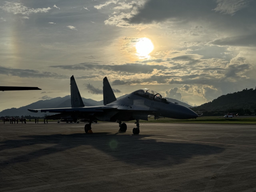 ОАК спустя шесть лет показала передовые истребители Су-57 и Су-75 в Малайзии