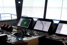 Эффект «полного погружения»: уникальный тренажер для подготовки экипажей атомных ледоколов появился в «Макаровке»