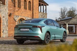 «Автотор» обновил электроседан Amberauto A5