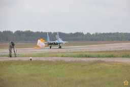 Россия официально продала за рубеж партию новейших истребителей Су-30СМ2