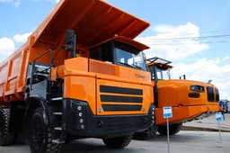 Новый тяжеловес: карьерный самосвал Тонар-7504 с грузоподъемностью 55 тонн представили в Подмосковье