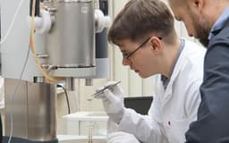 Защитит ракеты при температуре свыше 2300°C: разработкой уникального материала занимаются в МАИ