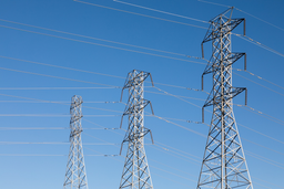 Дроны прошли испытания: группа «Россети» завершила тестирование роботизированной техники для ремонта ЛЭП