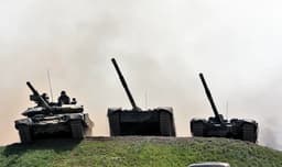 Активную защиту «Арена-М» для танков Т-90М «Прорыв» модернизировали: система сможет перехватывать боеприпасы в верхней полусфере