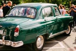 Всего за 300 тысяч рублей: «Волгу» 1958 года выставили на продажу в Красноярске