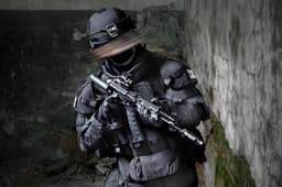 Protection Against Fragments and Bullets: Kalashnikov Begins Deliveries of Strela Combat Gear Set in Anthracite Color