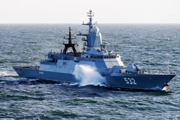 Corvette "Boikiy" with "Caliber" missiles escorted three tankers in the English Channel