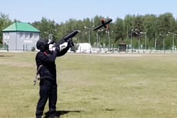 Схватывают на лету: дроны-перехватчики оказались выгоднее зениток в борьбе с БПЛА