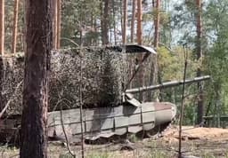 Танки Т-90М «Прорыв» изменили до неузнаваемости: «дреды», «мангал» и много «Контакта»